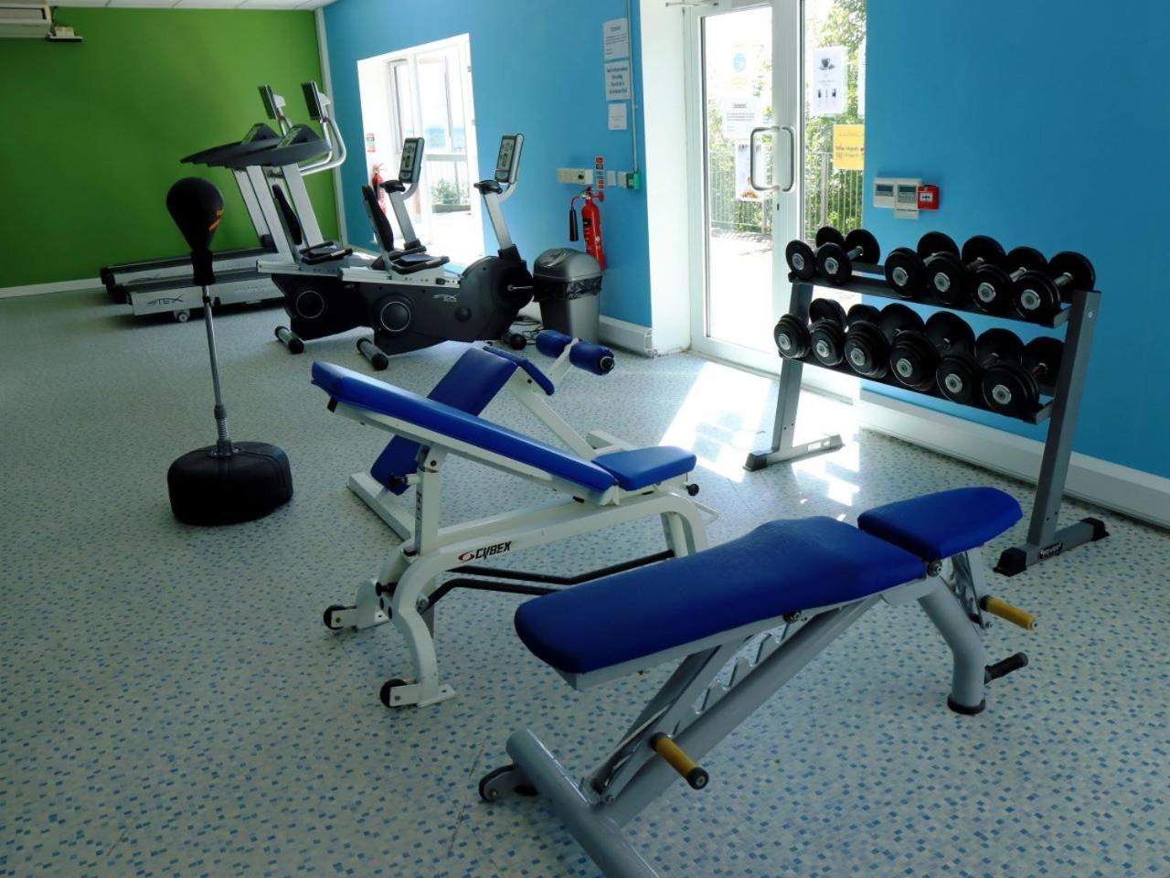 St Angela'S Lakeside Aparthotel Sala 4*
