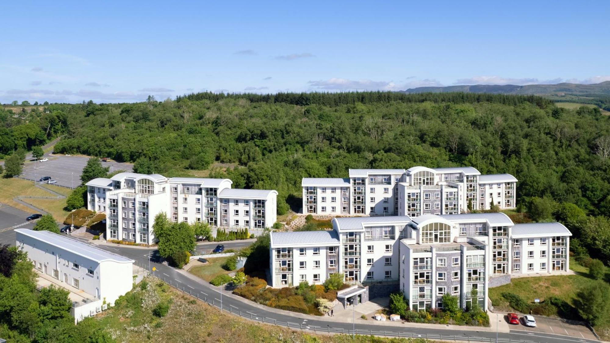 St Angela'S Lakeside Aparthotel Sala 4* Sligo